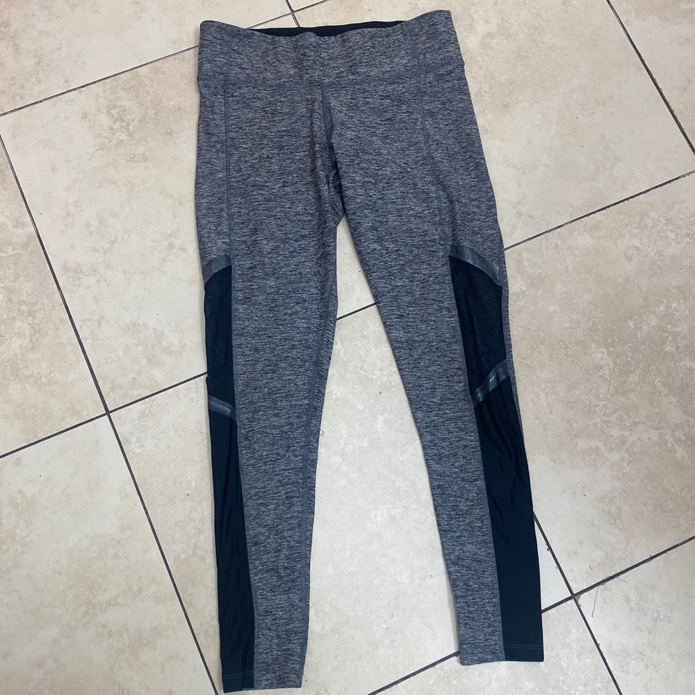 Victoria’s Secret pink leggings size medium